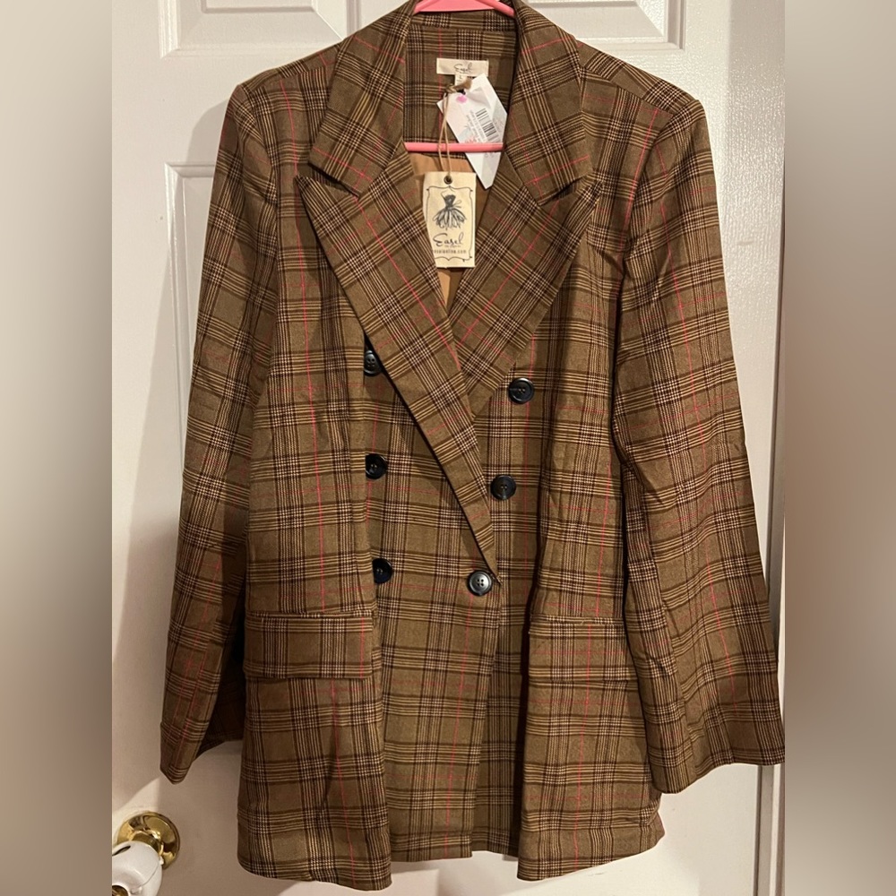 Easel blazer size large